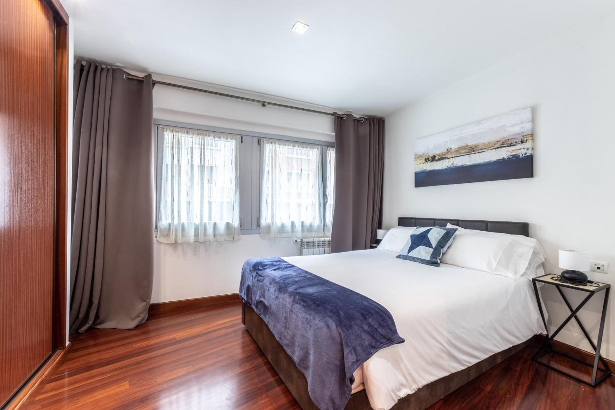 Appartamento Amplio Y Acogedor Junto A Plaza Zabalburu Bilbao Esterno foto