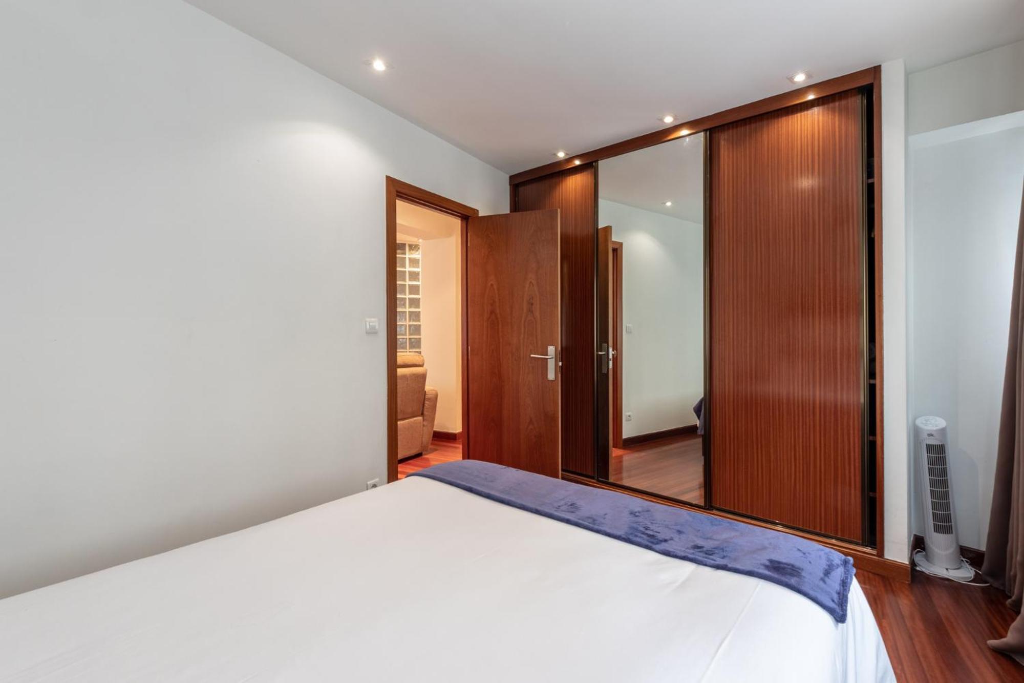 Appartamento Amplio Y Acogedor Junto A Plaza Zabalburu Bilbao Esterno foto